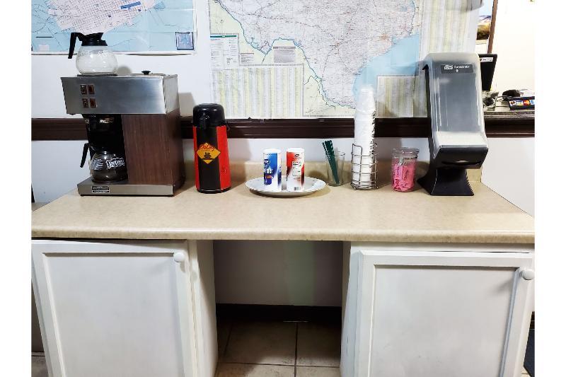 ホテル Oyo Alpine Tx Near Big Bend National Park エクステリア 写真